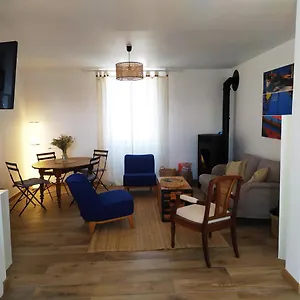 Hébergement de vacances Maison Rénovée Avec Jardin Proche Grande